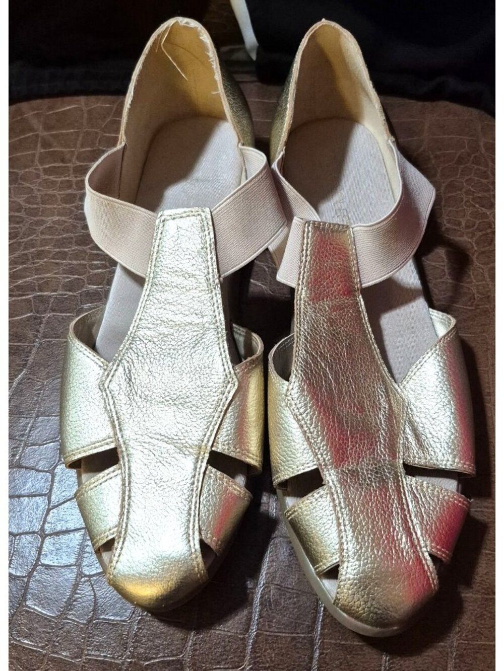 Aerosole "Believe" Gold Leather Fisherman's Sandal Size 11M EUC